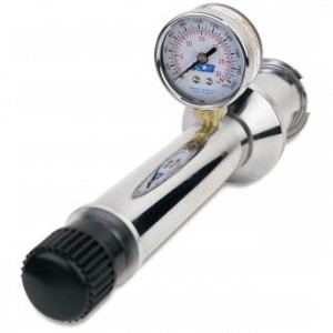 Cooling system pressure tester.jpg