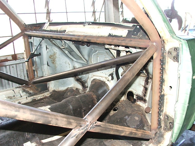 Dashboard area with cross brace.jpg