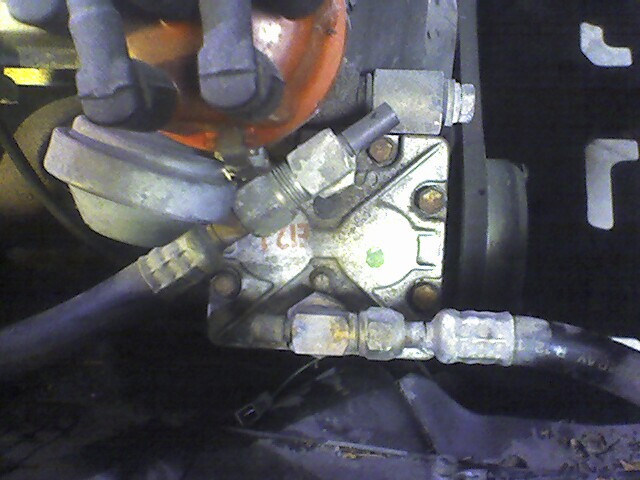 Alfa Air Conditioner 2 hoses Picture #10.JPG