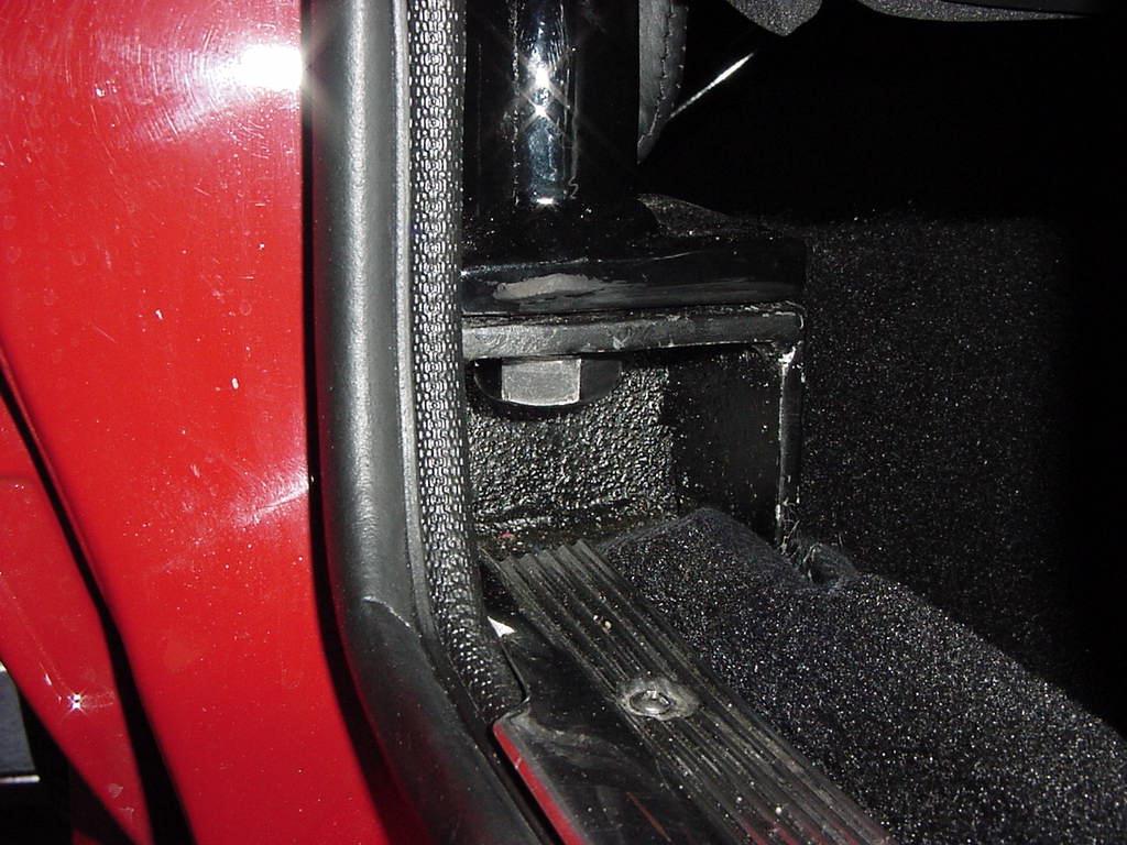 Main Hoop Base Anchor Brkt.jpg
