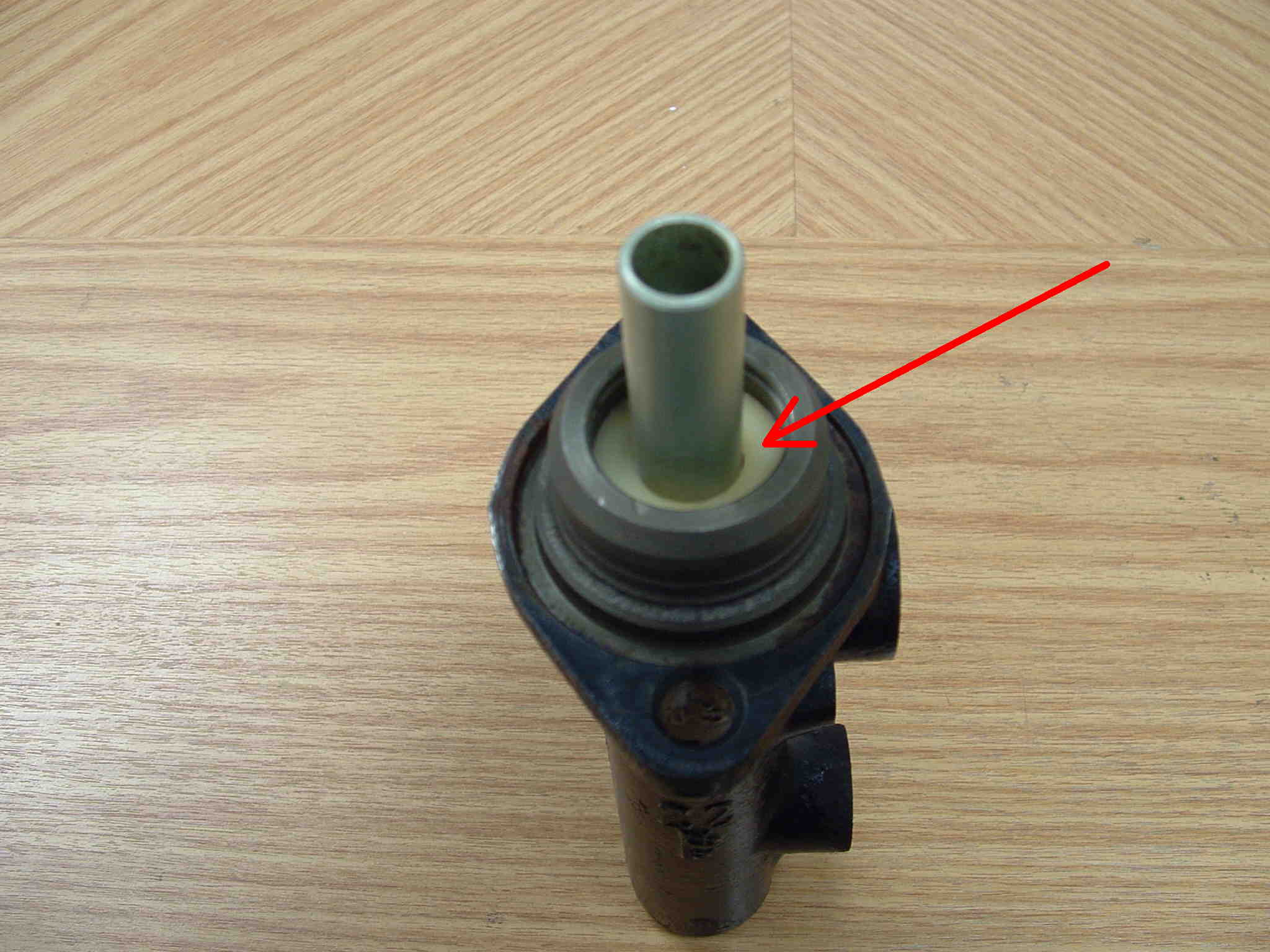 GTV6 Master Cylinder.jpg