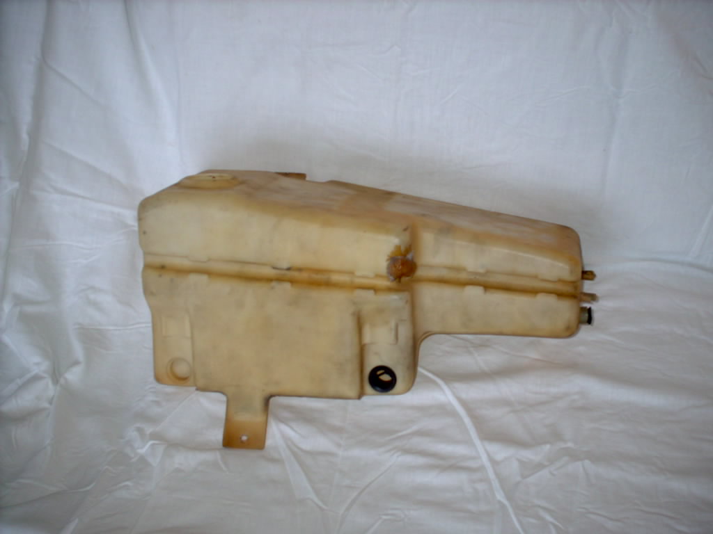 FS - GTV6 used winshield washer tank 1.jpg