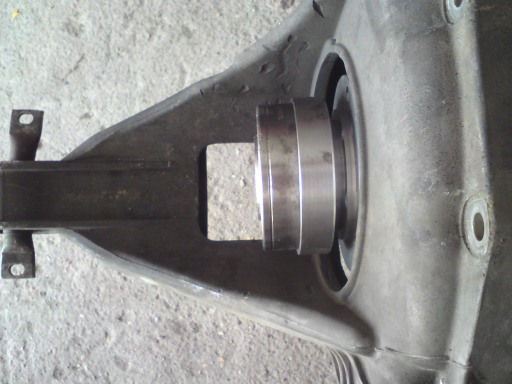 The flange and cjv are just over the bellhousing window, nice bonus for maintenance work