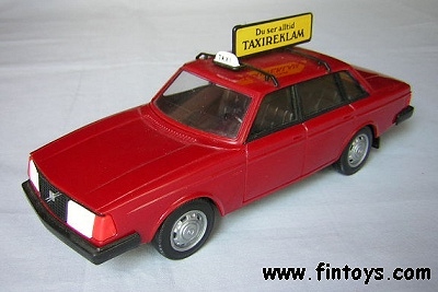 Volvo_244_GL_Taxi_Sweden_Red_aN.jpg