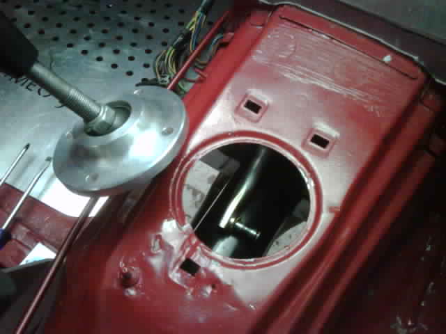 G/Box tunnel assembly