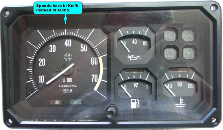 Seeking centre instrument cluster with speedo 2.jpg